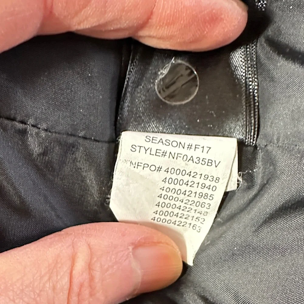 The North Face Women's RARE Blue Down Parka with Hood - Picture 9 of 9
